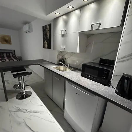 Apartament Maria's *